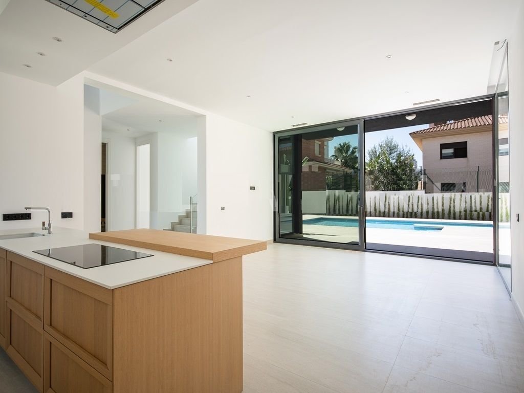 Chalet in Benidorm, Valencian Community, Spain 3 - 12850908