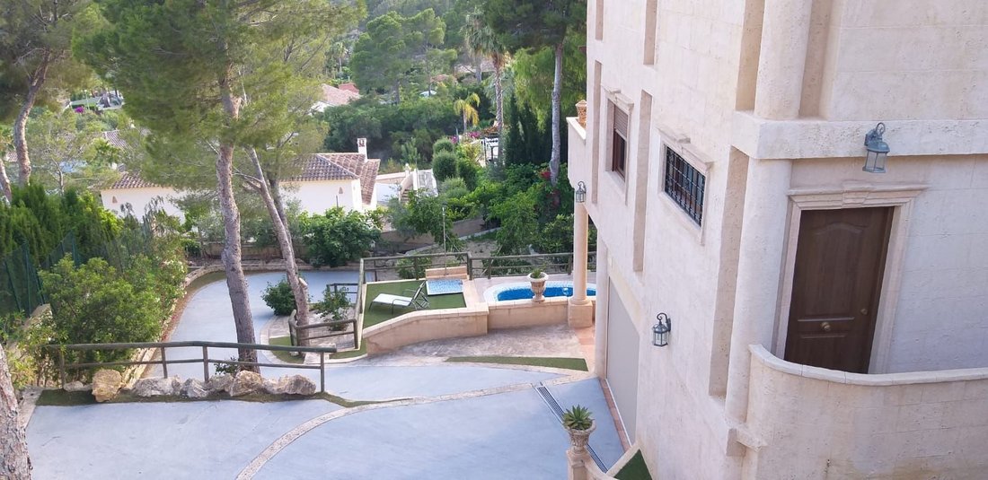 Chalet in Altea, Valencian Community, Spain 5 - 12850293