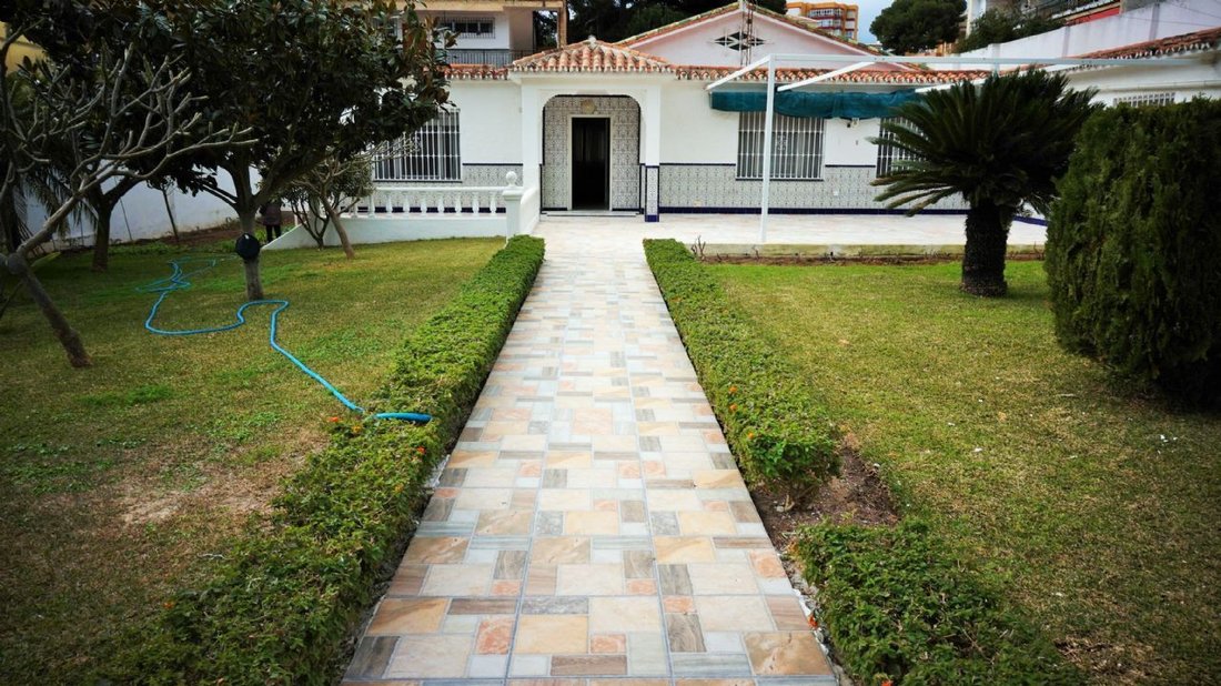 Chalet in Benalmadena, Andalusia, Spain 2 - 12849745