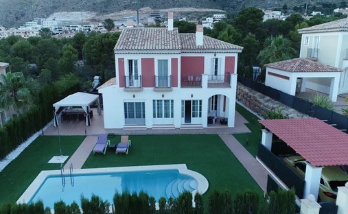 Chalet in Finestrat, Valencian Community, Spain 1