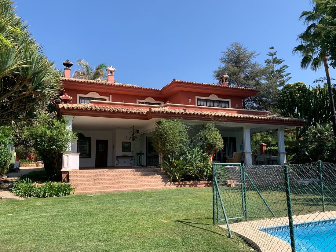Villa in Marbella, Andalusien, Spanien 1 - 12849905