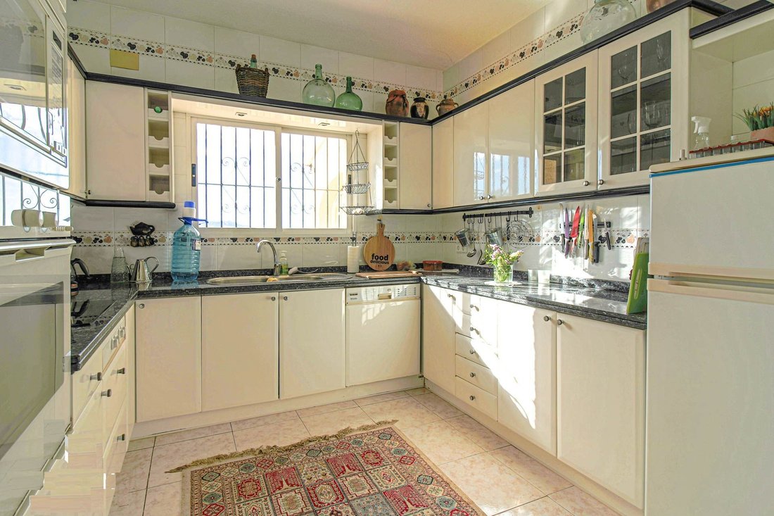 Chalet in Altea, Valencian Community, Spain 5 - 12850633