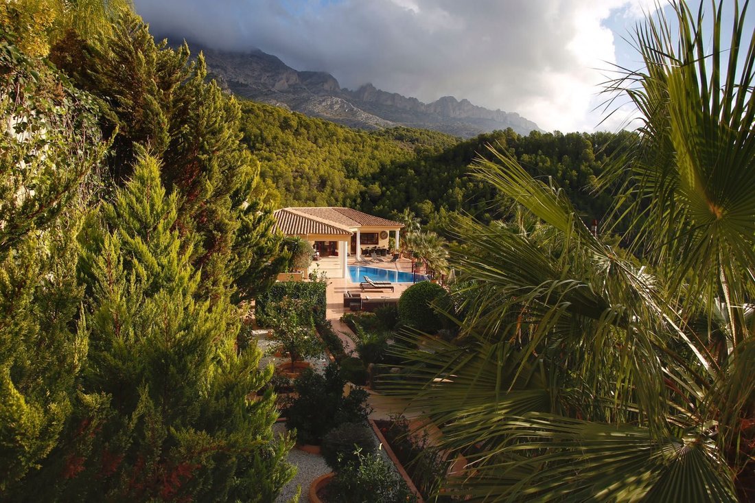 Villa in Altea, Valencian Community, Spain 4 - 12849407