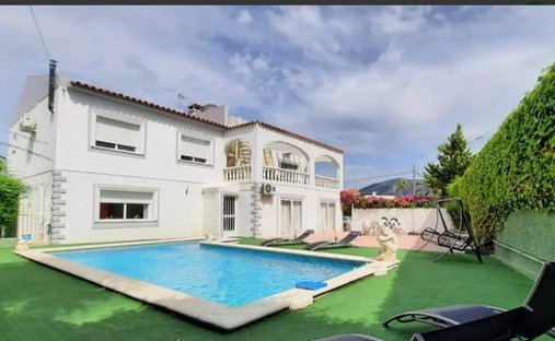 Chalet in l'Alfas del Pi, Valencian Community, Spain 1
