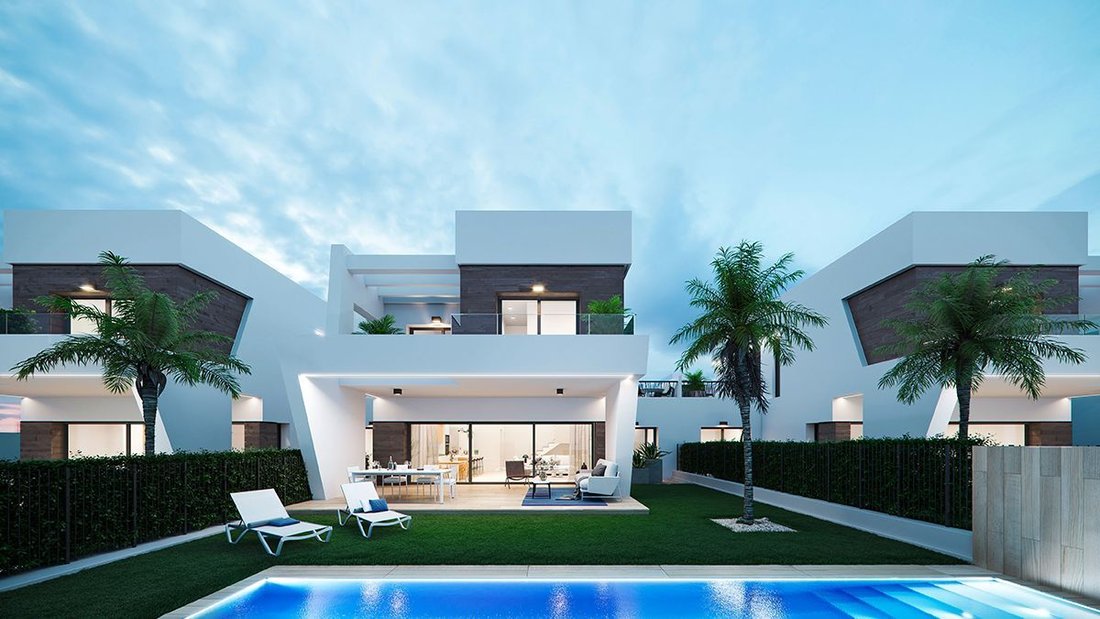 Chalet in Finestrat, Valencian Community, Spain 2 - 12850445
