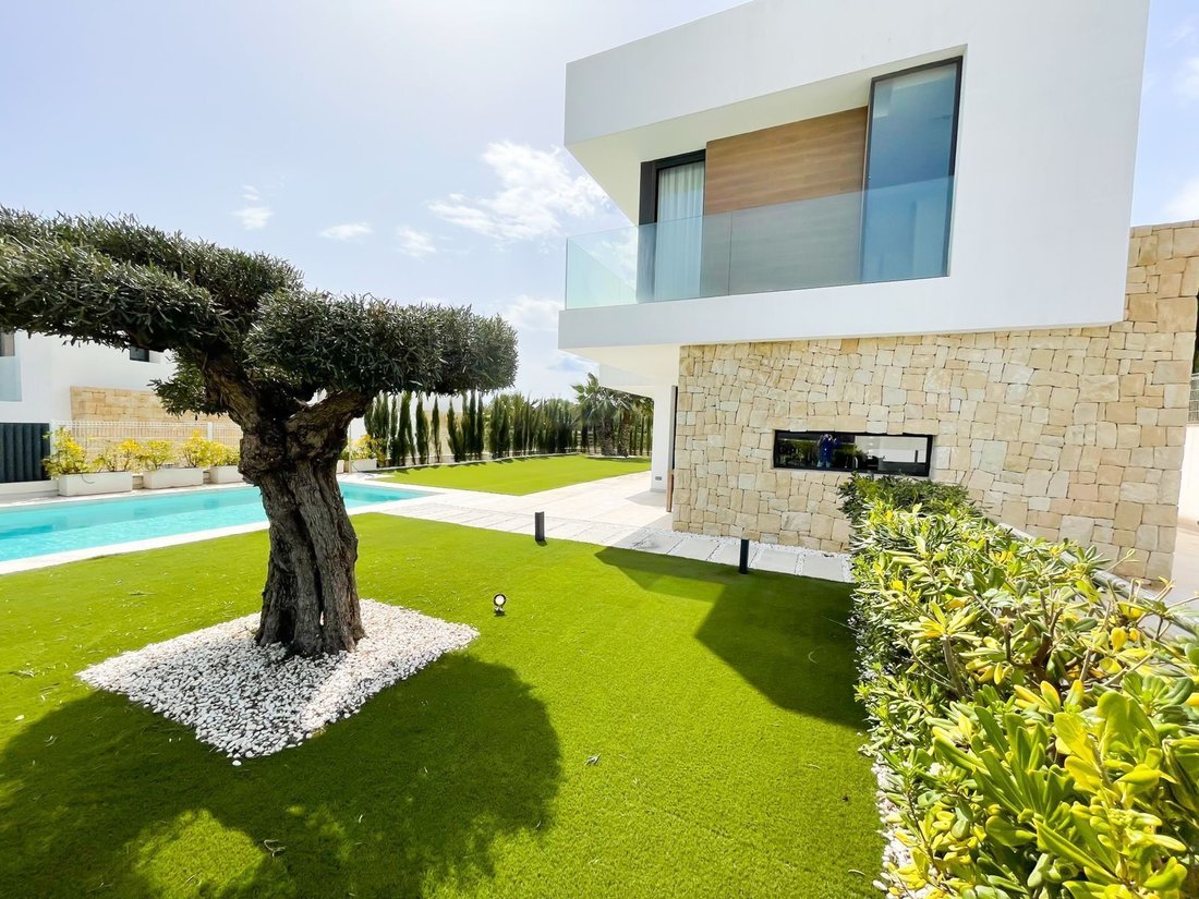 Chalet in Finestrat, Valencian Community, Spain 3 - 12850441