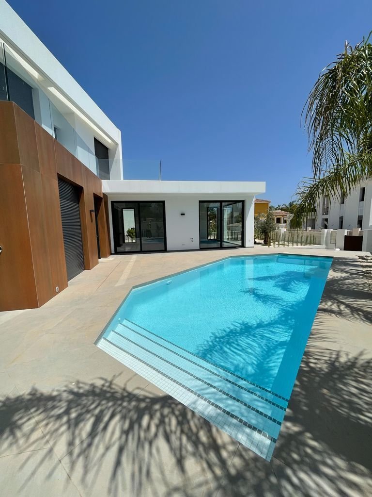 Villa in Calp / Calpe, Valencian Community, Spain 4 - 12850851
