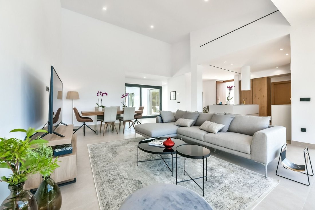 Villa in Finestrat, Valencian Community, Spain 2 - 12850263