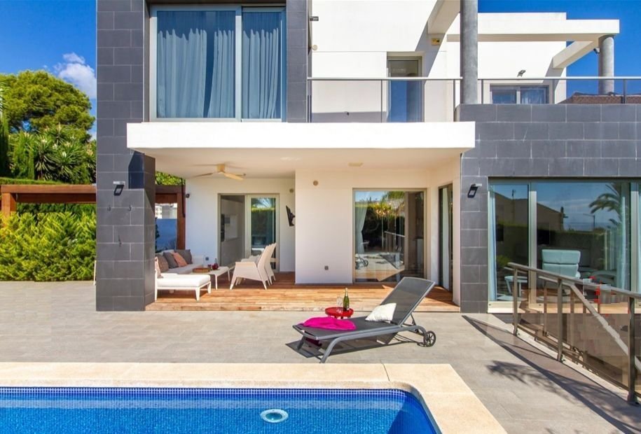 Chalet in Calp / Calpe, Valencian Community, Spain 2 - 12850844