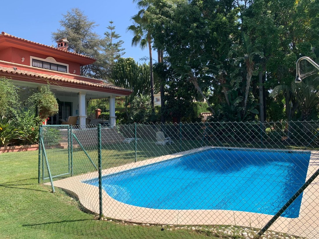 Villa in Marbella, Andalusien, Spanien 4 - 12849905
