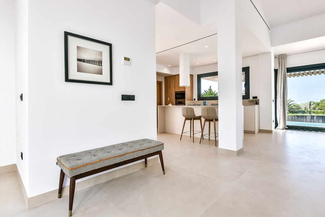 Villa in Finestrat, Valencian Community, Spain 3 - 12850263