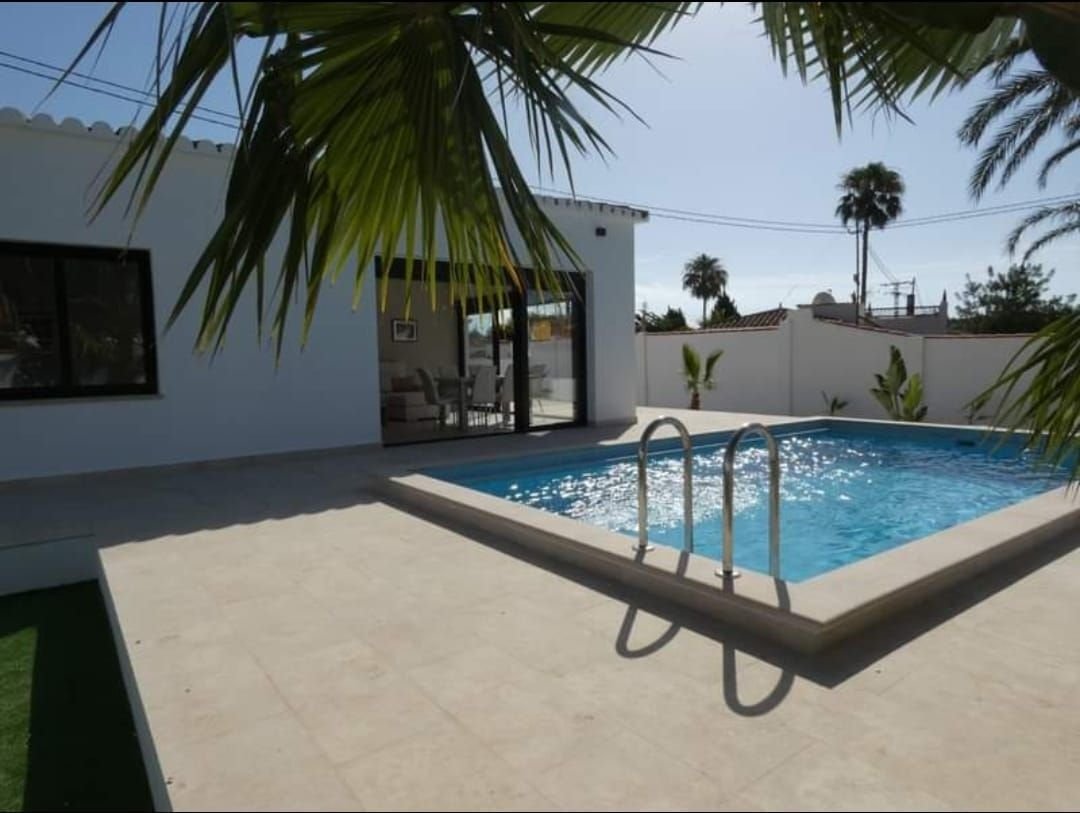 Chalet in l'Albir, l'Alfas del Pi, Valencian Community 4 - 12850157
