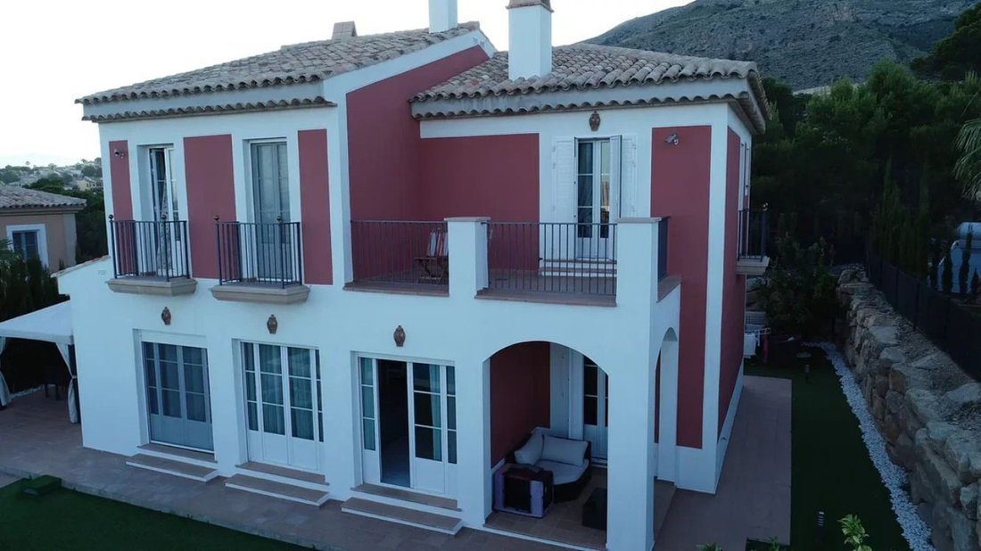 Chalet in Finestrat, Valencian Community, Spain 3 - 12850425