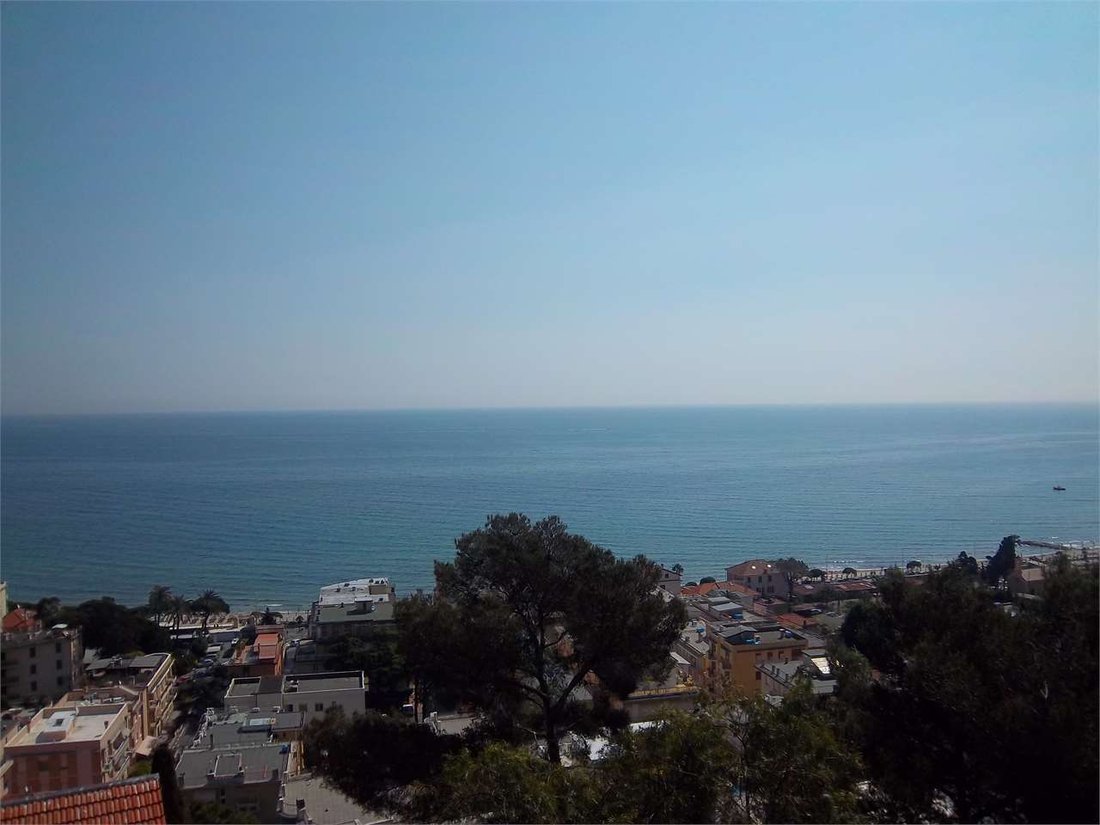 Villa in Laigueglia, Liguria, Italy 2 - 12850644