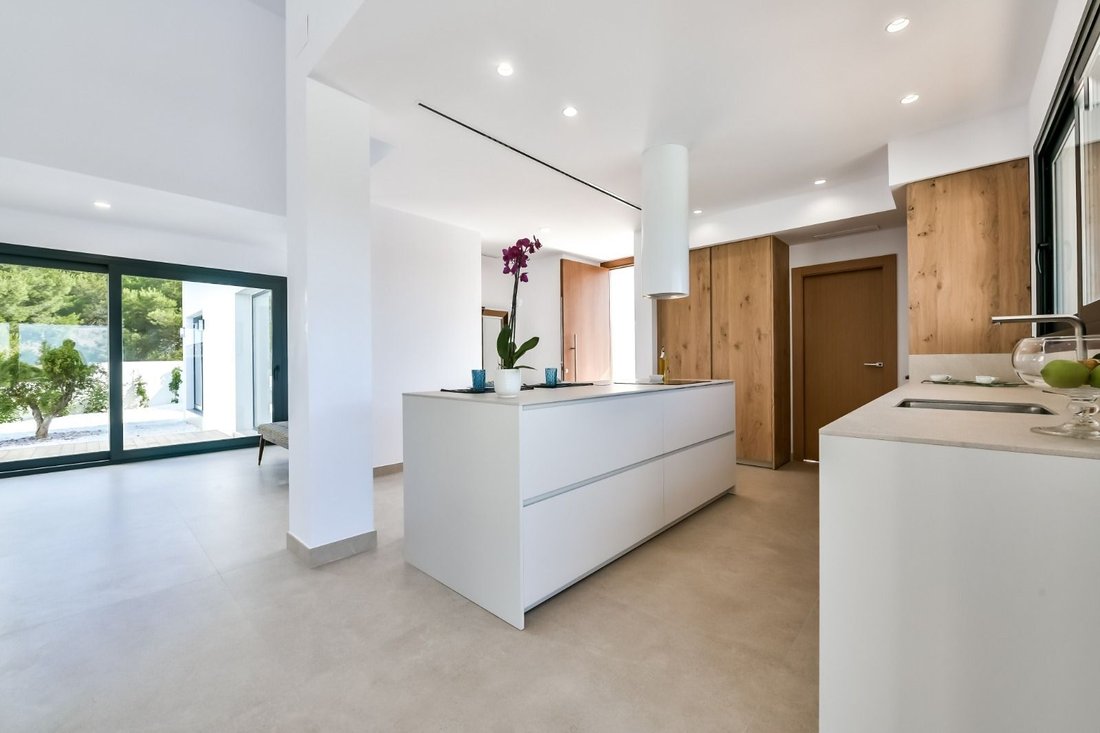 Villa in Finestrat, Valencian Community, Spain 5 - 12850263