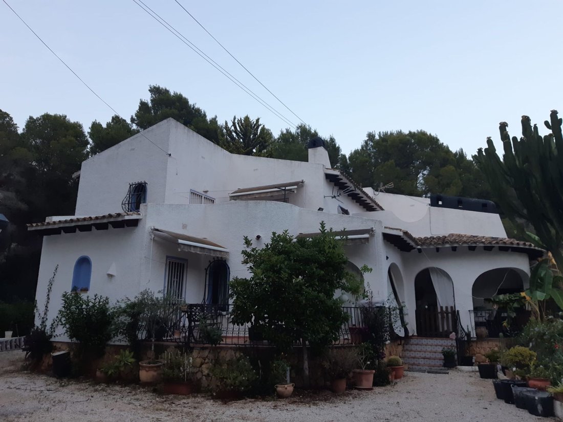 Chalet in Altea, Valencian Community, Spain 2 - 12850610