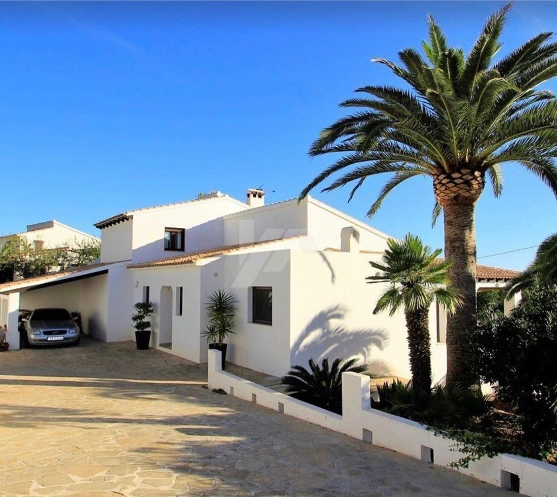 Chalet in Moraira, Teulada, Valencian Community 1 - 12850137
