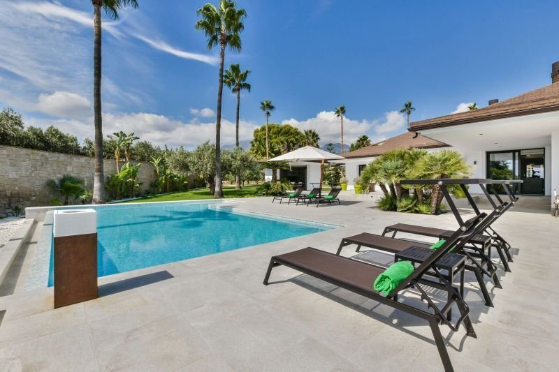 Villa in l'Alfas del Pi, Valencian Community, Spain 2 - 12850603