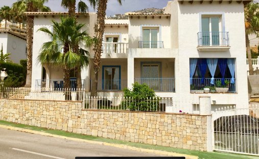 Chalet in Zona de Mascarat, Valencian Community, Spain 1