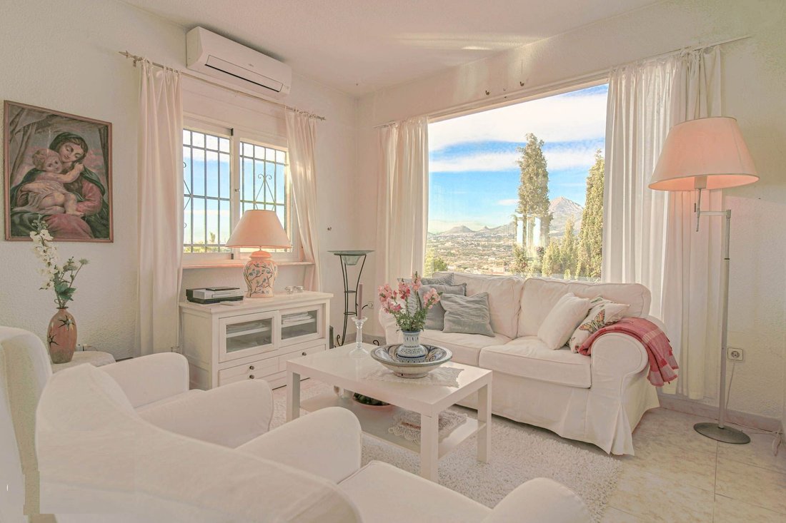 Chalet in Altea, Valencian Community, Spain 3 - 12850633