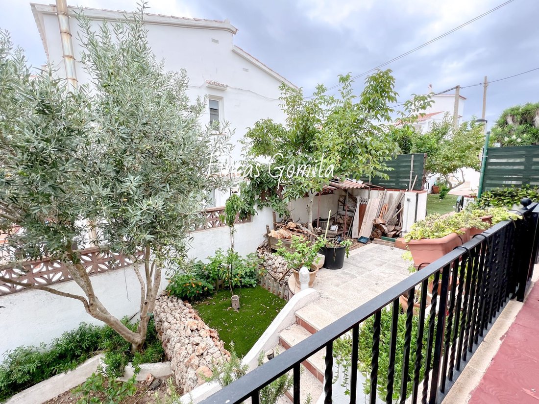 Chalet in es Castell, Balearic Islands, Spain 2 - 12849735