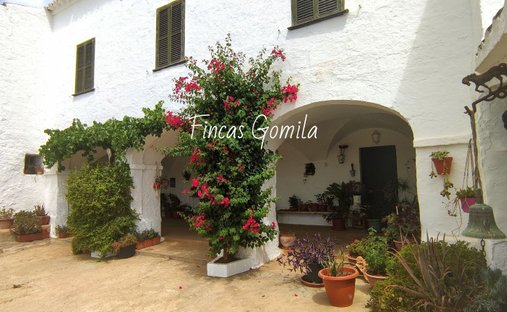 Estate in Ciutadella de Menorca, Balearic Islands, Spain 1