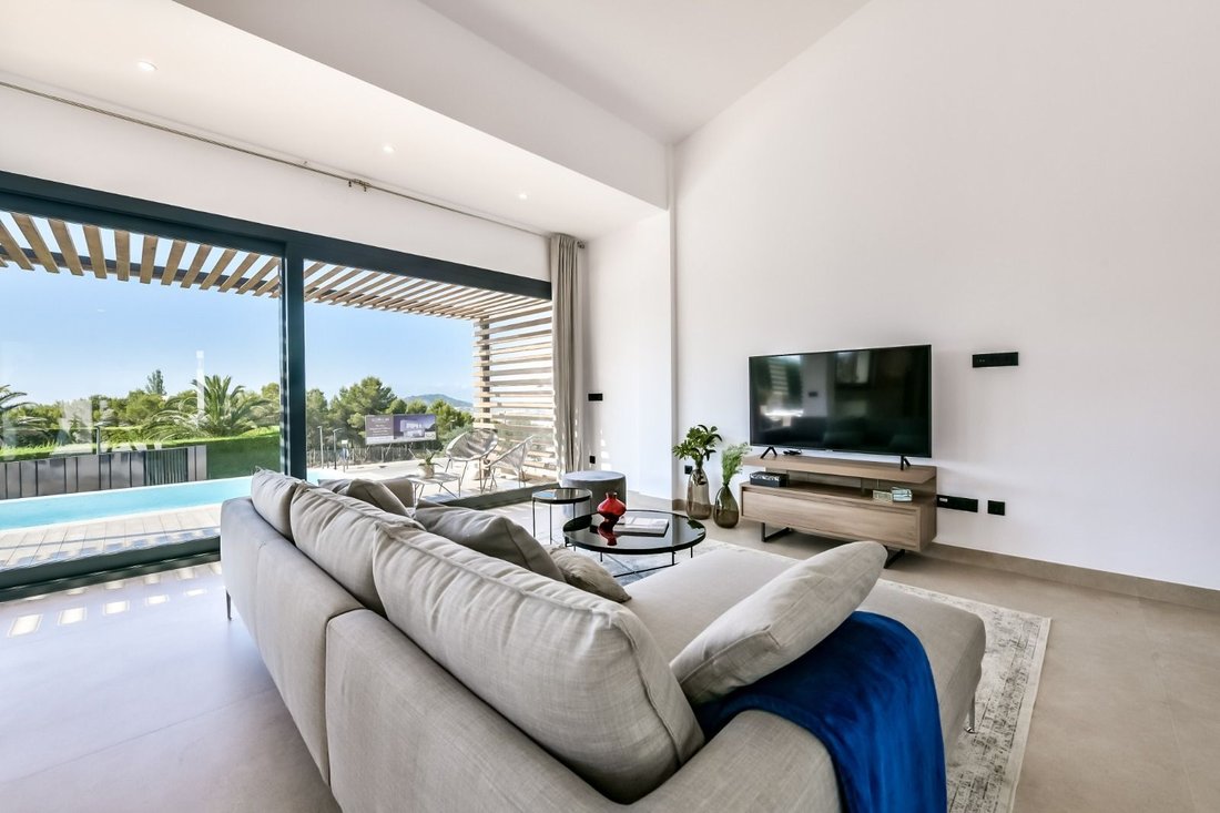 Villa in Finestrat, Valencian Community, Spain 4 - 12850263