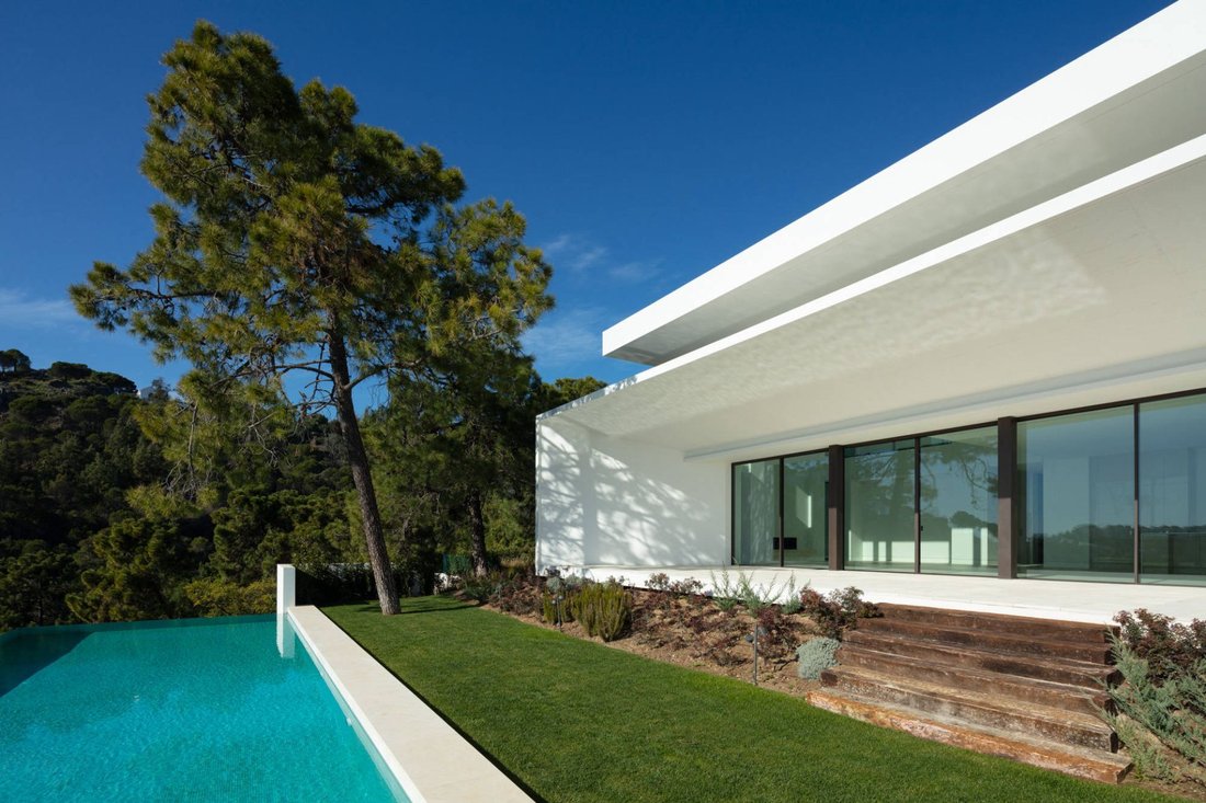 Villa in La Zagaleta, Benahavis, Andalusia 1 - 12850248
