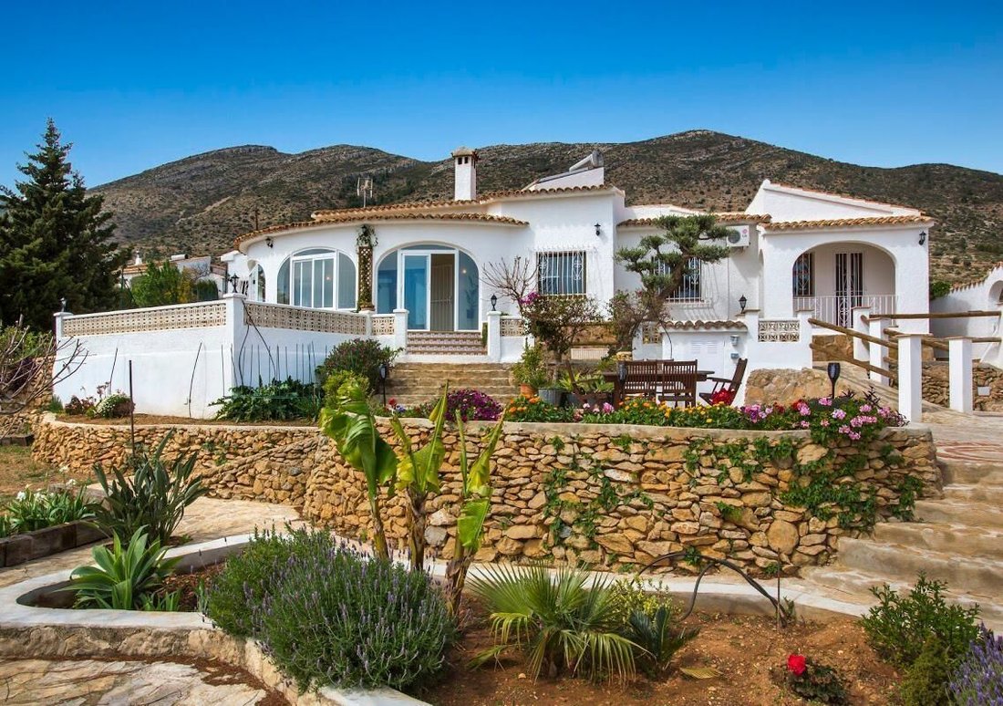 Villa in Benissa, Valencian Community, Spain 1 - 12850606