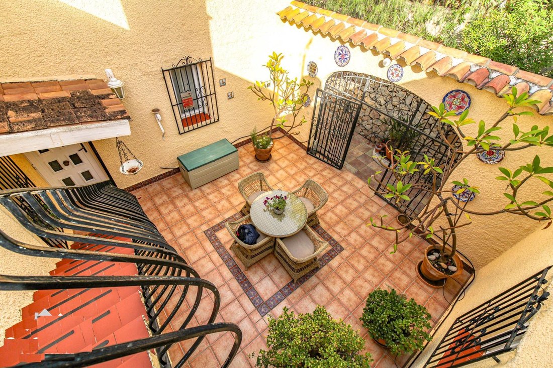 Chalet in Altea, Valencian Community, Spain 2 - 12850633