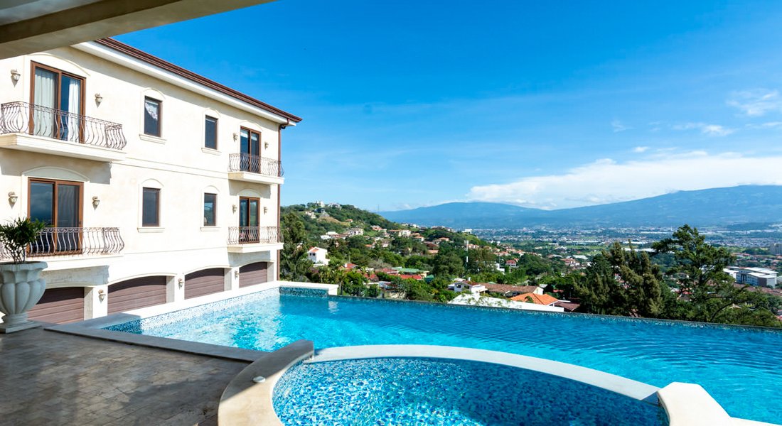 House in Escazu, San José Province, Costa Rica 2 - 12851594