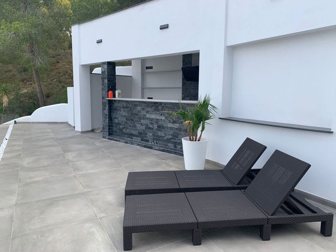Villa in l'Alfas del Pi, Valencian Community, Spain 3 - 12851101