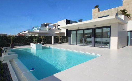 Villa in Dehesa de Campoamor, Orihuela, Valencian Community 1