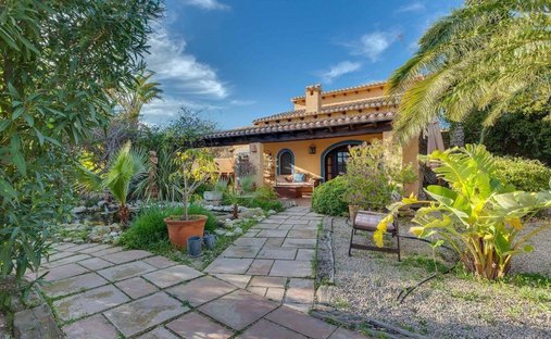 Chalet in Teulada, Valencian Community, Spain 1