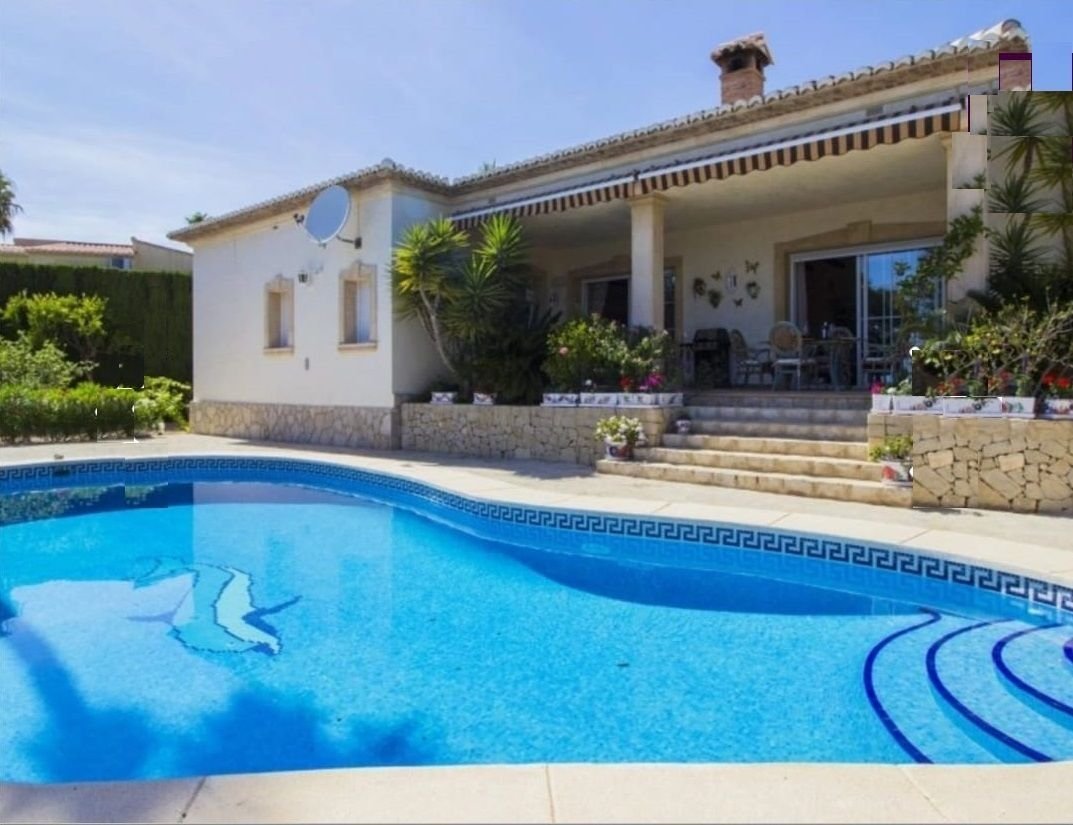 Chalet in Calp / Calpe, Valencian Community, Spain 2 - 12850985