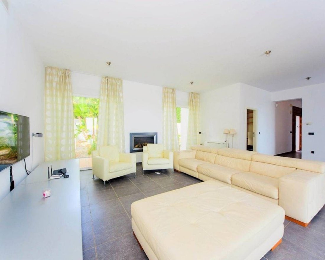 Villa in Altea, Valencian Community, Spain 3 - 12851048