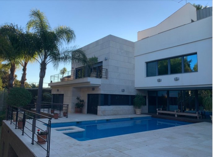 Villa in San Juan de Alicante, Valencian Community, Spain 2 - 12850925