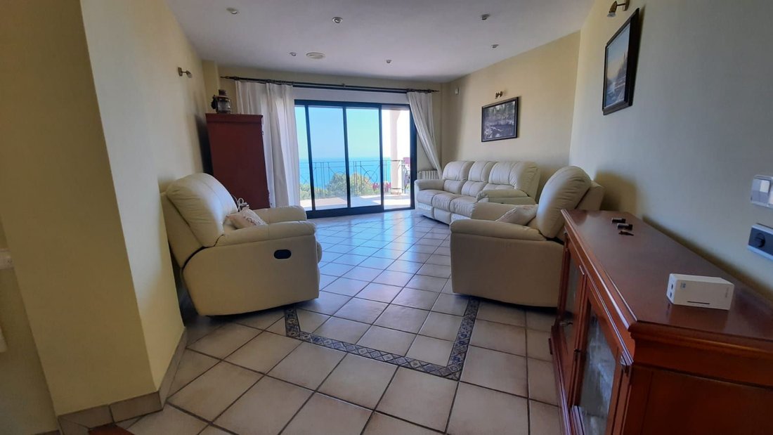 Villa in Calp / Calpe, Valencian Community, Spain 3 - 12851076