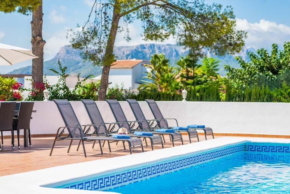Chalet in Calp / Calpe, Valencian Community, Spain 4 - 12851013