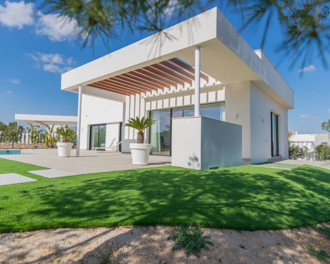 Chalet in Alicante, Valencian Community, Spain 2 - 12851192