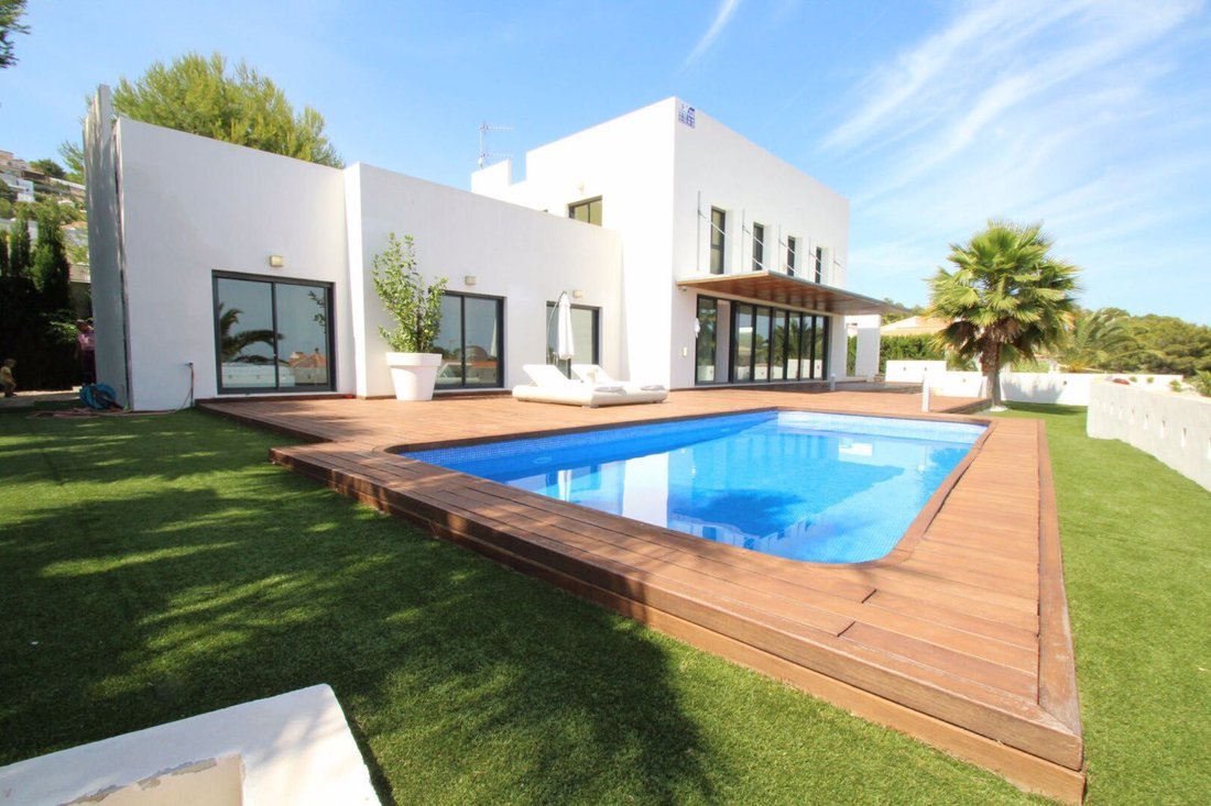 Villa in Calp / Calpe, Valencian Community, Spain 1 - 12850979