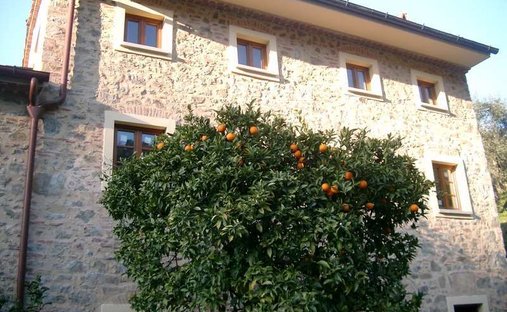 Anwesen in Bozzano-Quiesa, Massarosa, Toskana 1