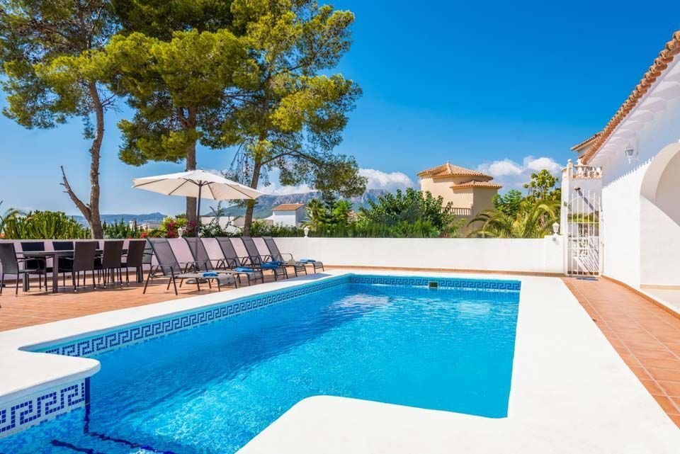 Chalet in Calp / Calpe, Valencian Community, Spain 3 - 12851013