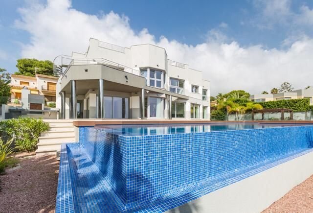 Villa in Calp / Calpe, Valencian Community, Spain 1 - 12851024