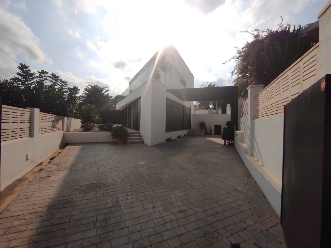 Villa in Costa Blanca, Valencian Community, Spain 1 - 12851123