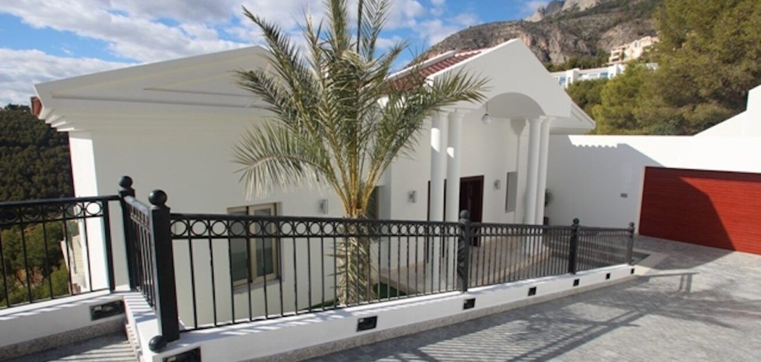 Villa in Altea, Valencian Community, Spain 4 - 12851062
