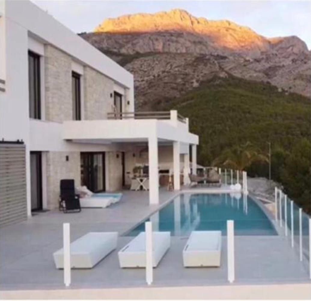 Chalet in Altea, Valencian Community, Spain 4 - 12850970