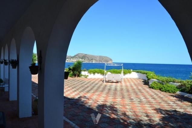 Chalet in Moraira, Teulada, Valencian Community 1 - 12851146