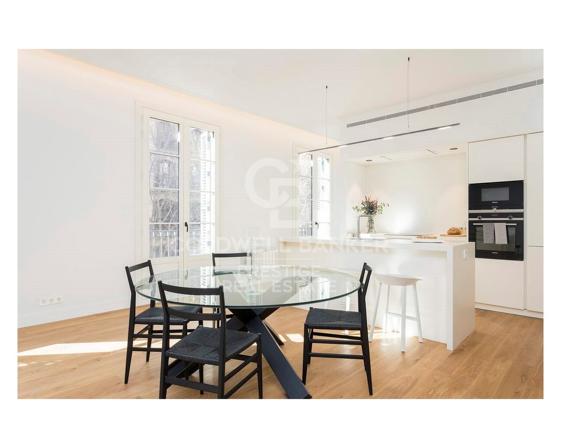 Apartment in Eixample, Barcelona, Spain 3 - 12852083