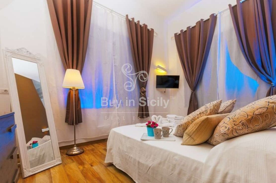 Beautiful And Prestigious Seaside Apartment, With In Syracuse, Sicily